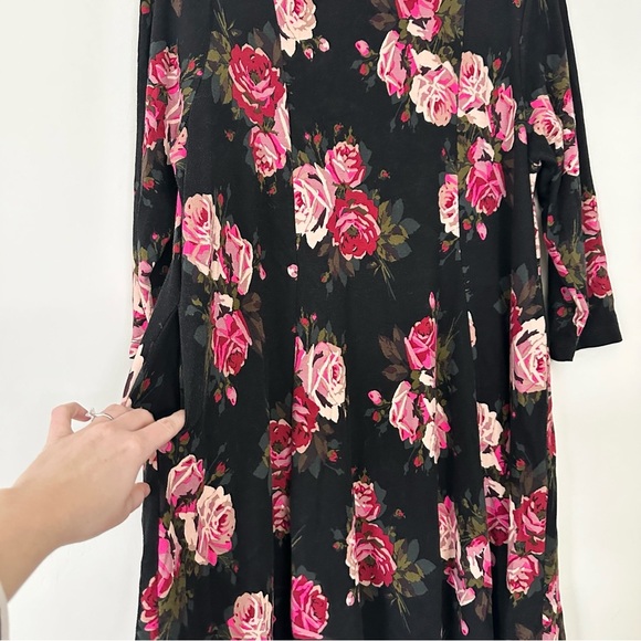 Torrid x Betsey Johnson Floral Ponte Skater Dress With Back Cutout - Picture 5 of 12